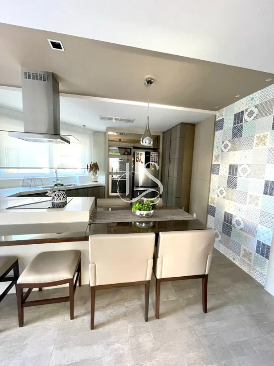 Casa em Aririú, Palhoça. 2 quartos, 300m². Imagem 9 de 40