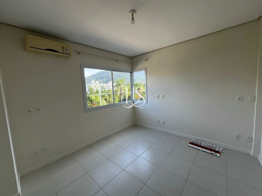 Apartamento em Pedra Branca, Palhoça. 1 quartos, 47m². Imagem 2 de 9