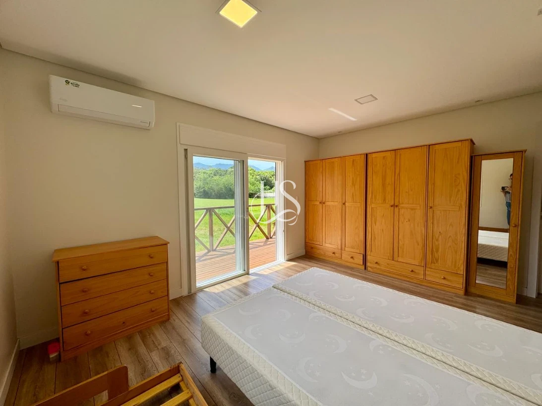 Casa em Sul do Rio, Santo Amaro da Imperatriz. 3 quartos, 245m². Imagem 21 de 48