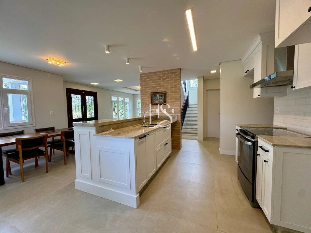 Casa em Sul do Rio, Santo Amaro da Imperatriz. 3 quartos, 245m². Imagem 11 de 48