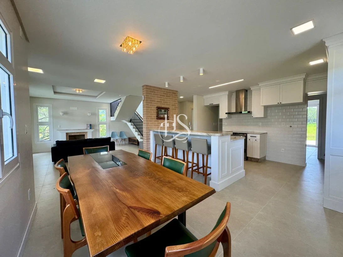 Casa em Sul do Rio, Santo Amaro da Imperatriz. 3 quartos, 245m². Imagem 8 de 48