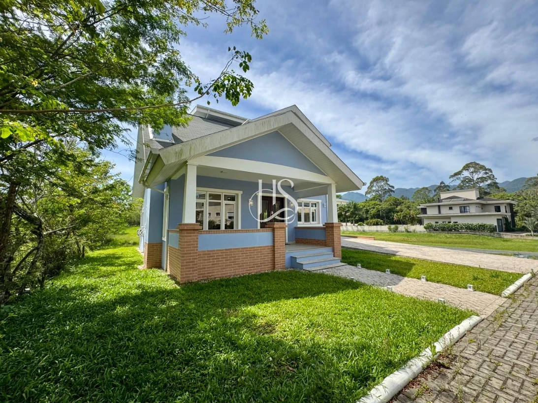 Casa em Sul do Rio, Santo Amaro da Imperatriz. 3 quartos, 245m². Imagem 2 de 48