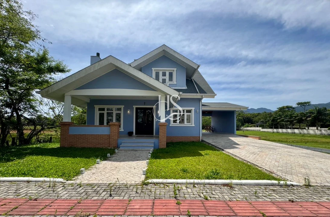 Casa em Sul do Rio, Santo Amaro da Imperatriz. 3 quartos, 245m². Imagem 1 de 48