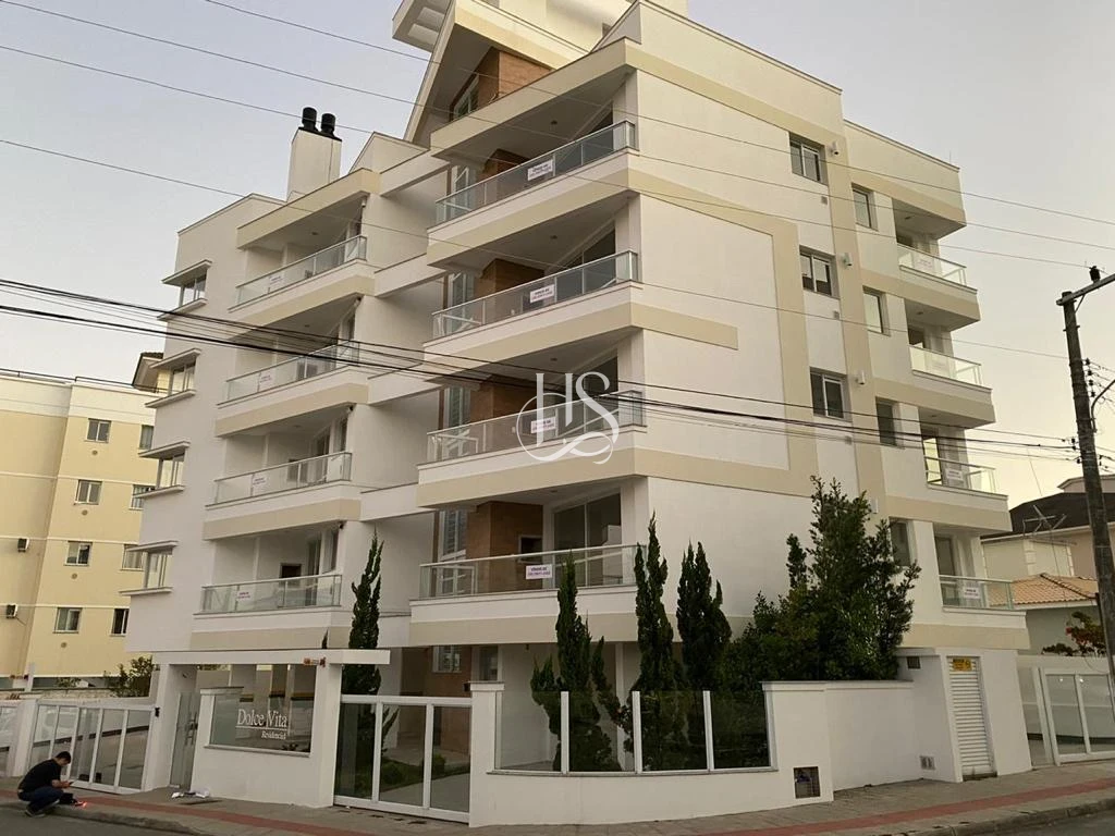 Apartamento em Pagani, Palhoça. 2 quartos, 75m². Imagem 2 de 7
