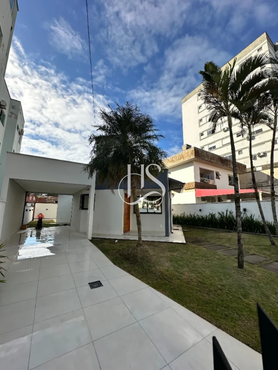 Casa em Pagani, Palhoça. 3 quartos, 150m². Imagem 1 de 49