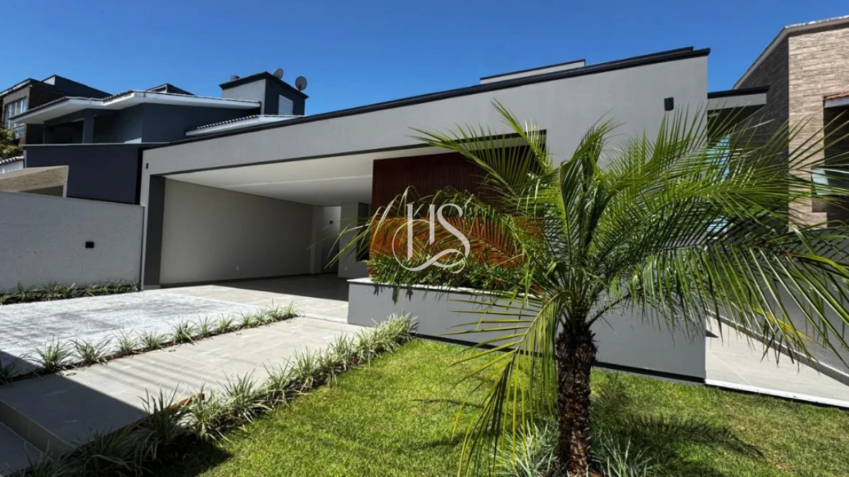 Casa em Pedra Branca, Palhoça. 3 quartos, 185m². Imagem 2 de 17