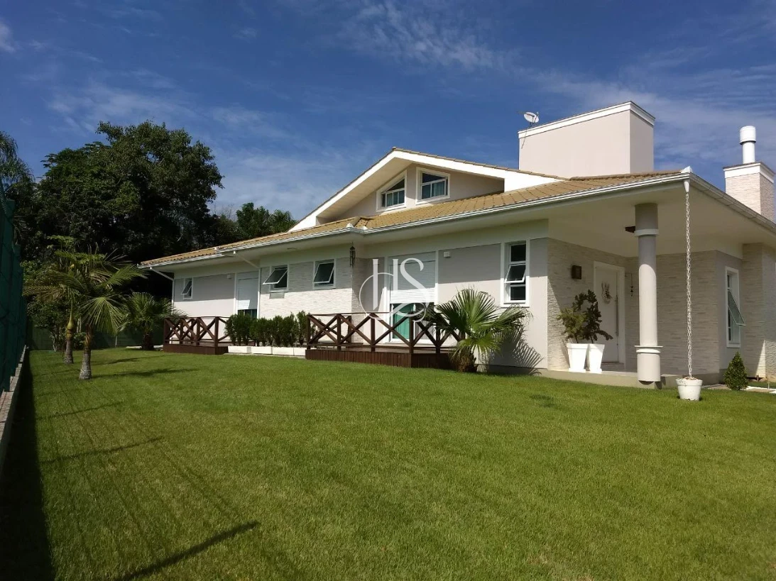 Casa em Sul do Rio, Santo Amaro da Imperatriz. 3 quartos, 260m². Imagem 2 de 44