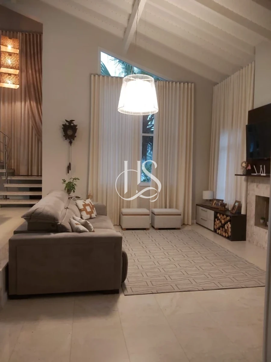 Casa em Sul do Rio, Santo Amaro da Imperatriz. 3 quartos, 260m². Imagem 5 de 44