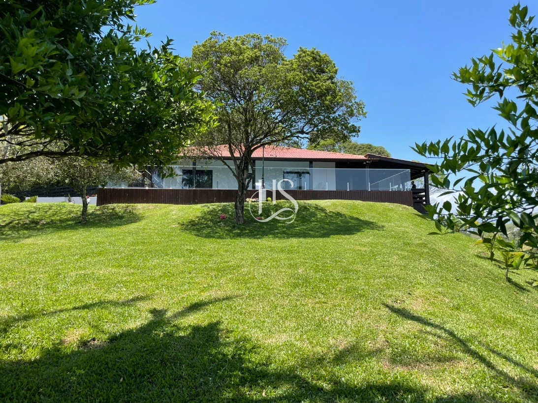 Casa em Pagará 3, Santo Amaro da Imperatriz. 2 quartos, 330m². Imagem 1 de 42