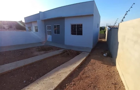 Casa com 2 quartos em Cecília, Viamão