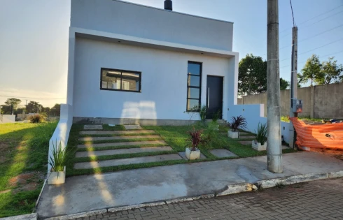 Casa com 3 quartos em Green I, Viamão